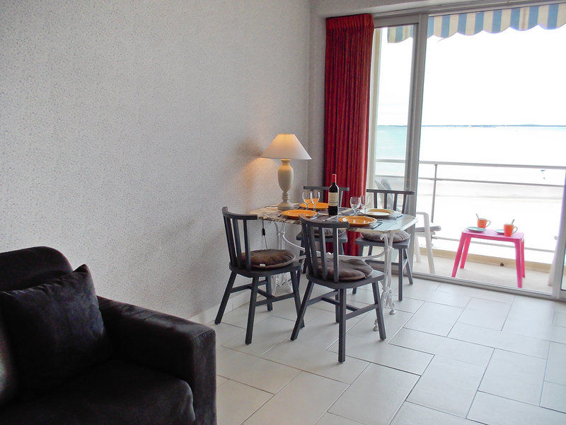Hotel Les Autans à Royan Extérieur photo